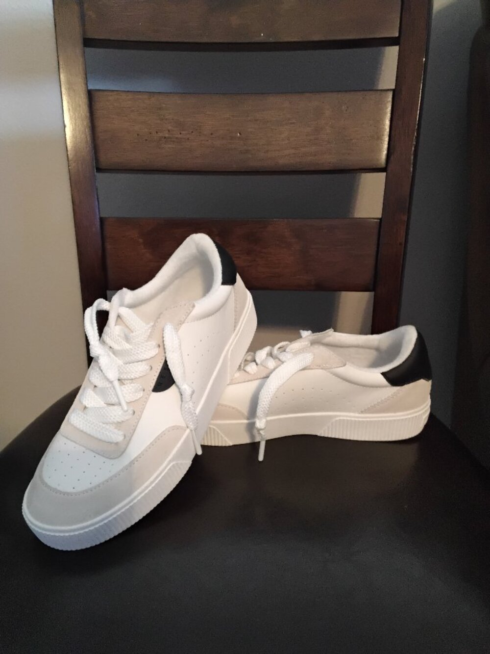 Reef Lay Day Sea Womens Sneakers, size 8